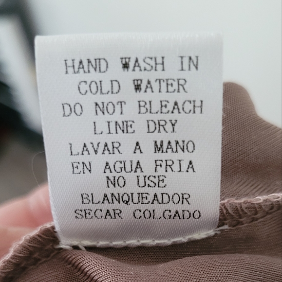 Entro Velvet Off the Shoulder Top - Picture 6 of 6